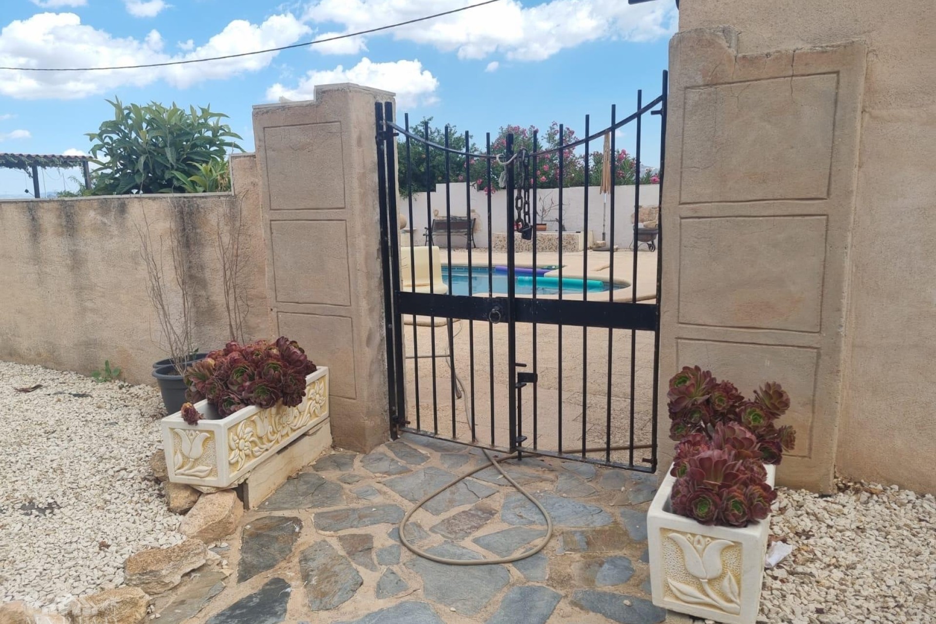 Resale - Finca - Country Property -
Lel - Lel Alicante