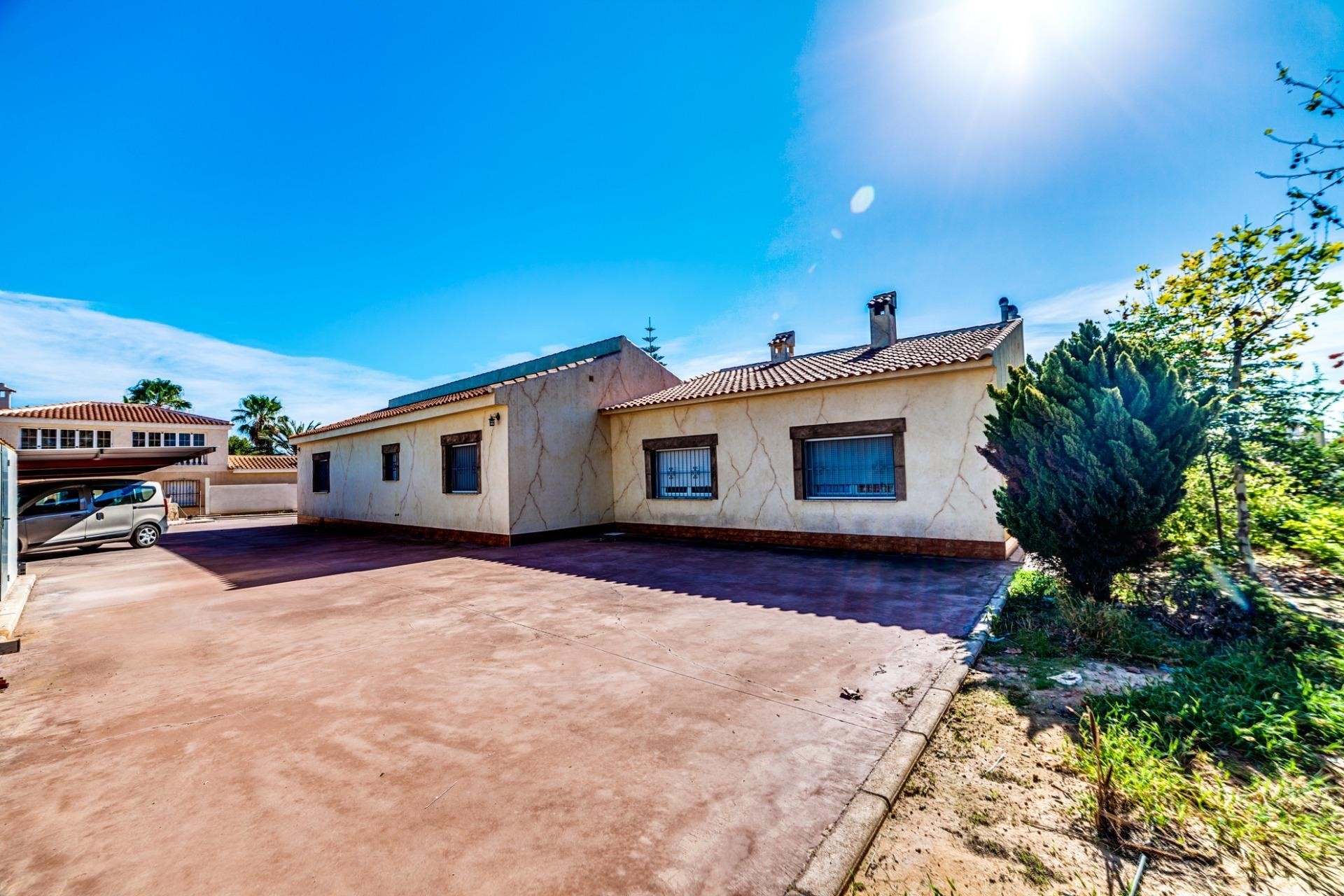 Resale - Finca - Country Property -
Los Montesinos