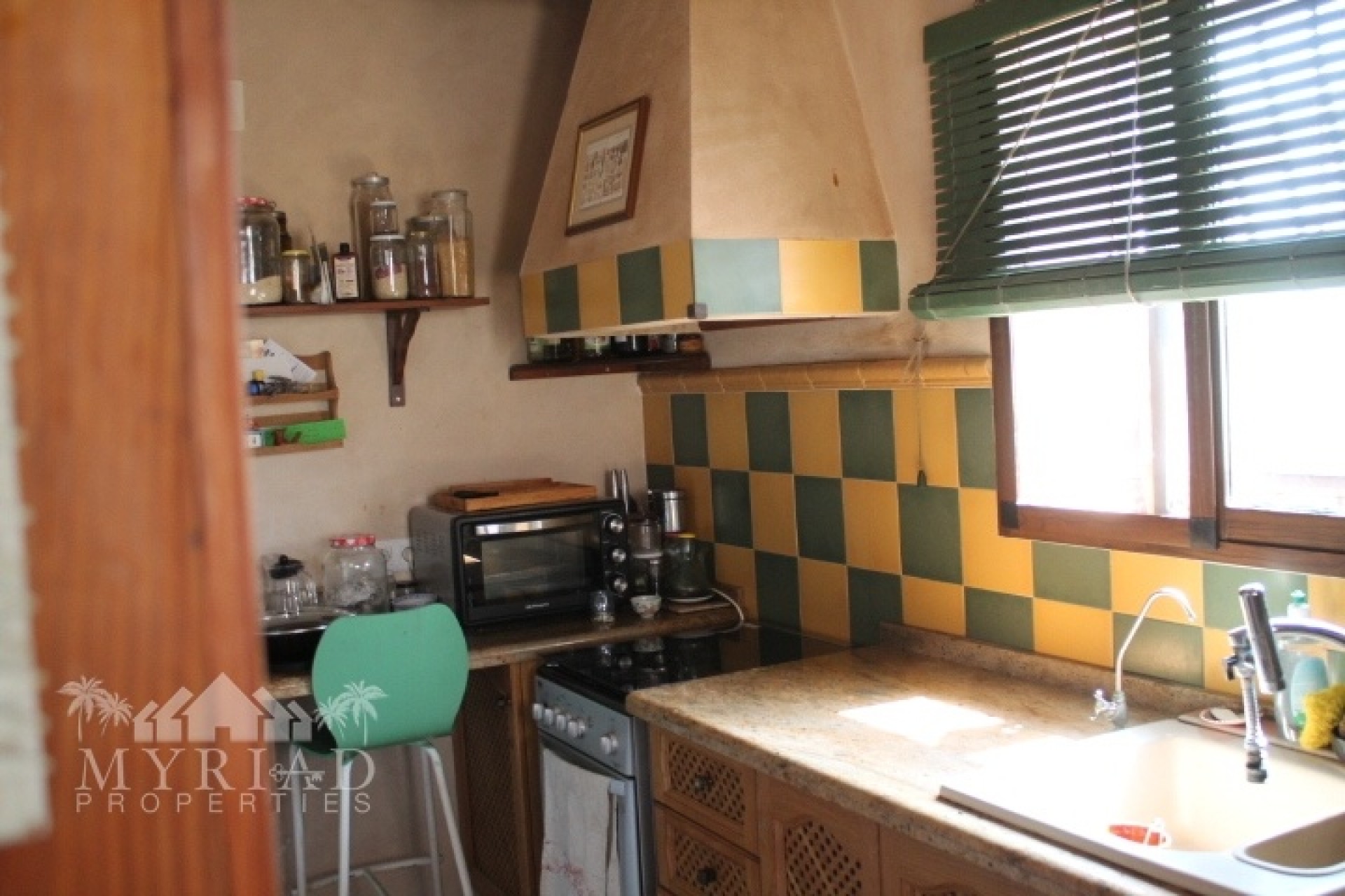 Resale - Finca - Country Property -
Pinoso - Pinoso Alicante