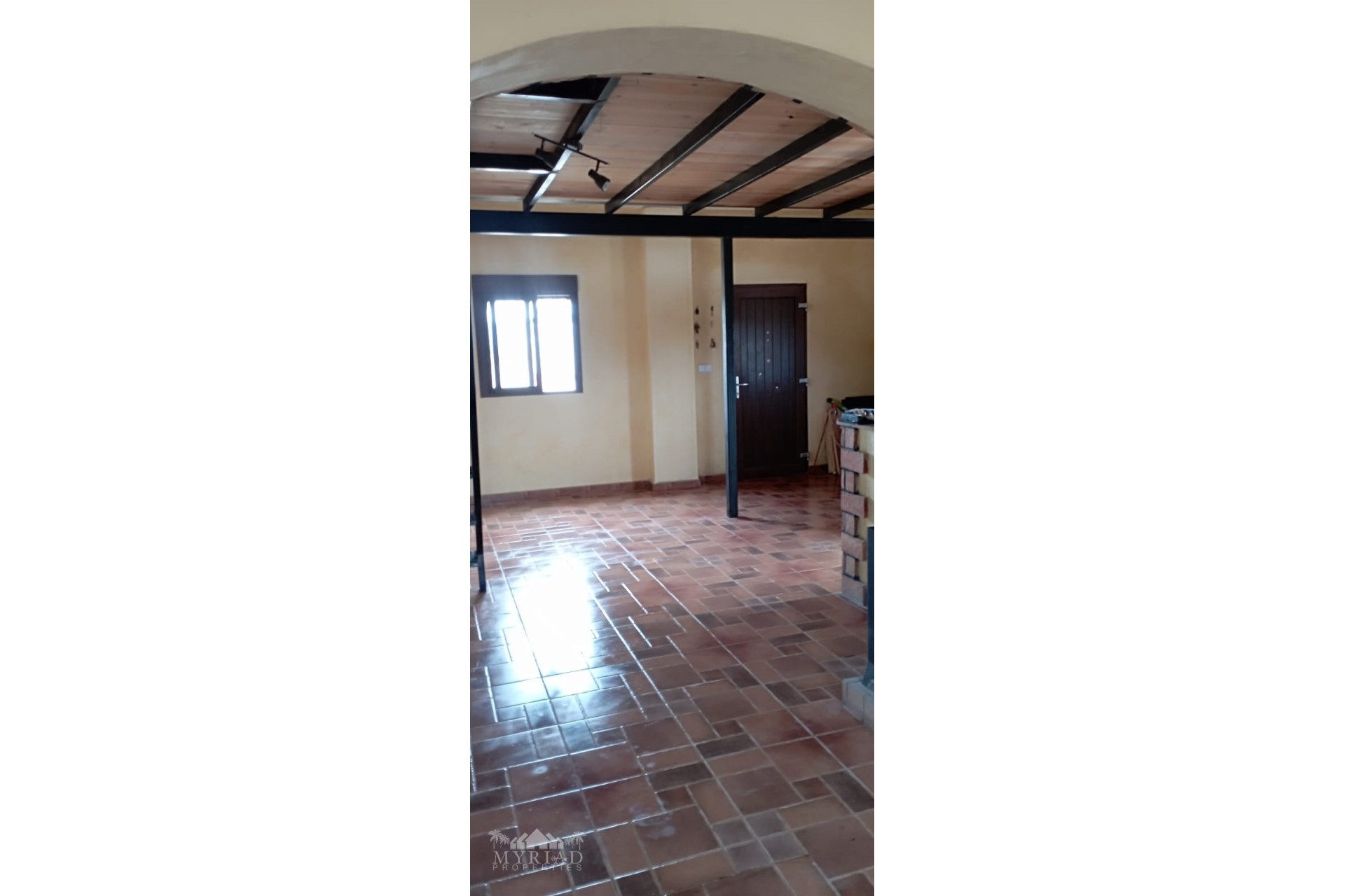 Resale - Finca - Country Property -
Pinoso - Pinoso Alicante