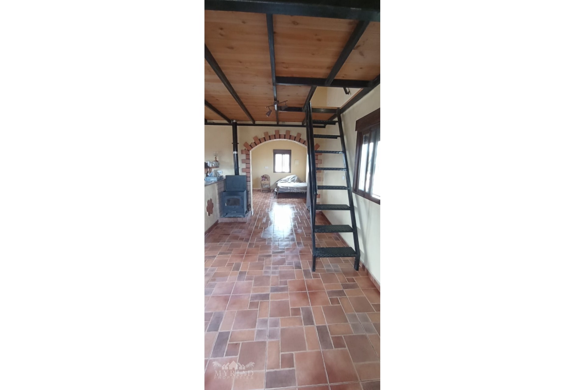 Resale - Finca - Country Property -
Pinoso - Pinoso Alicante