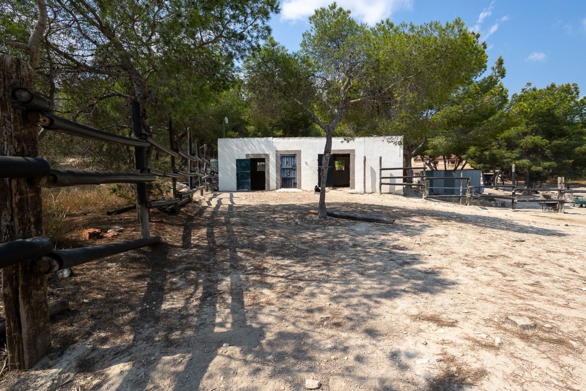 Resale - Finca - Country Property -
Torremendo