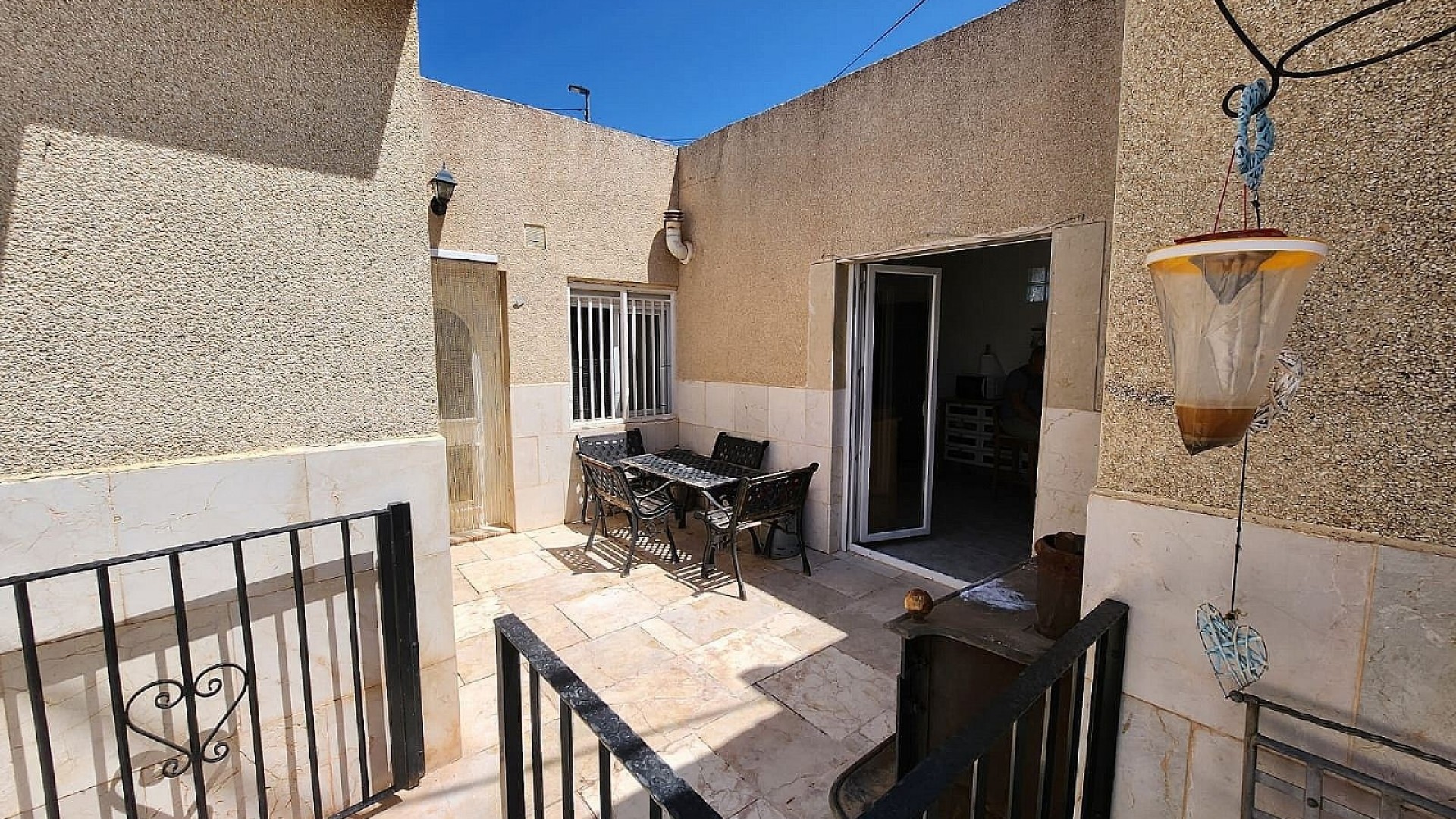 Resale - Finca Landgut -
Algueña