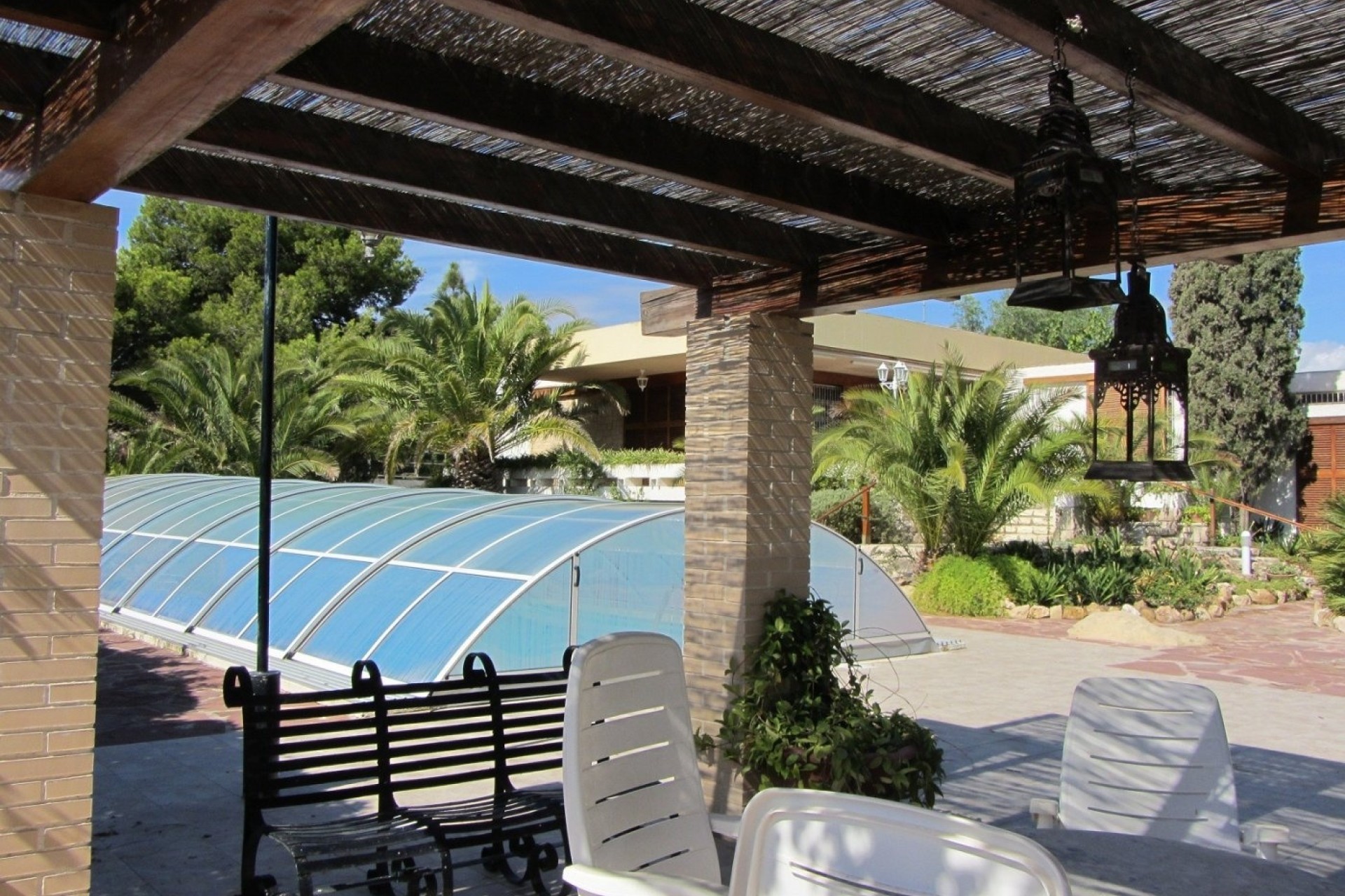 Resale - Finca Landgut -
Alicante