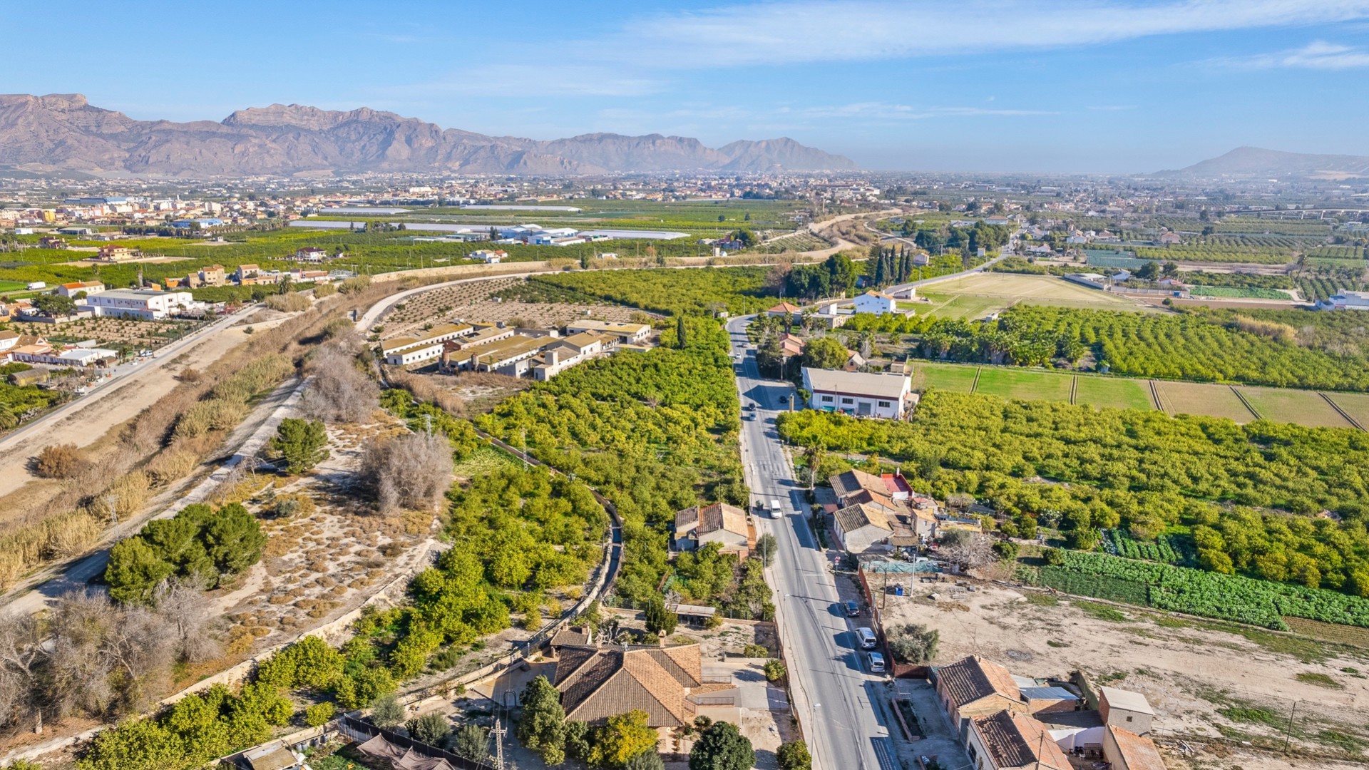 Resale - Finca Landgut -
Beniel - Carretera de Beniel