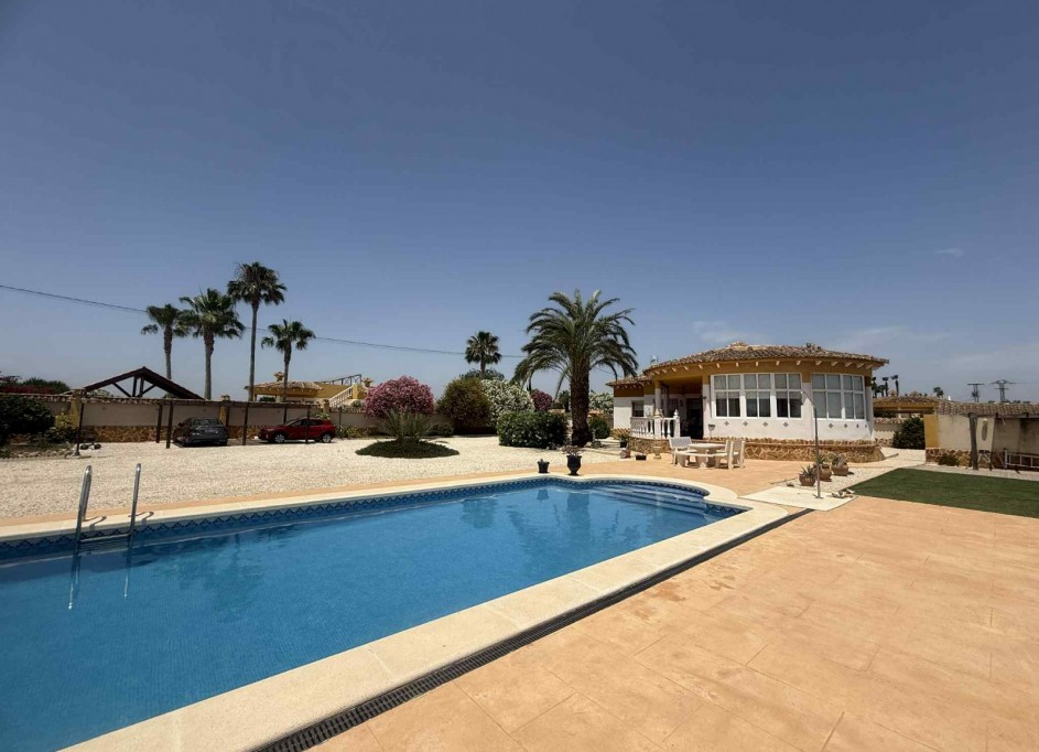 Resale - Finca Landgut -
Catral