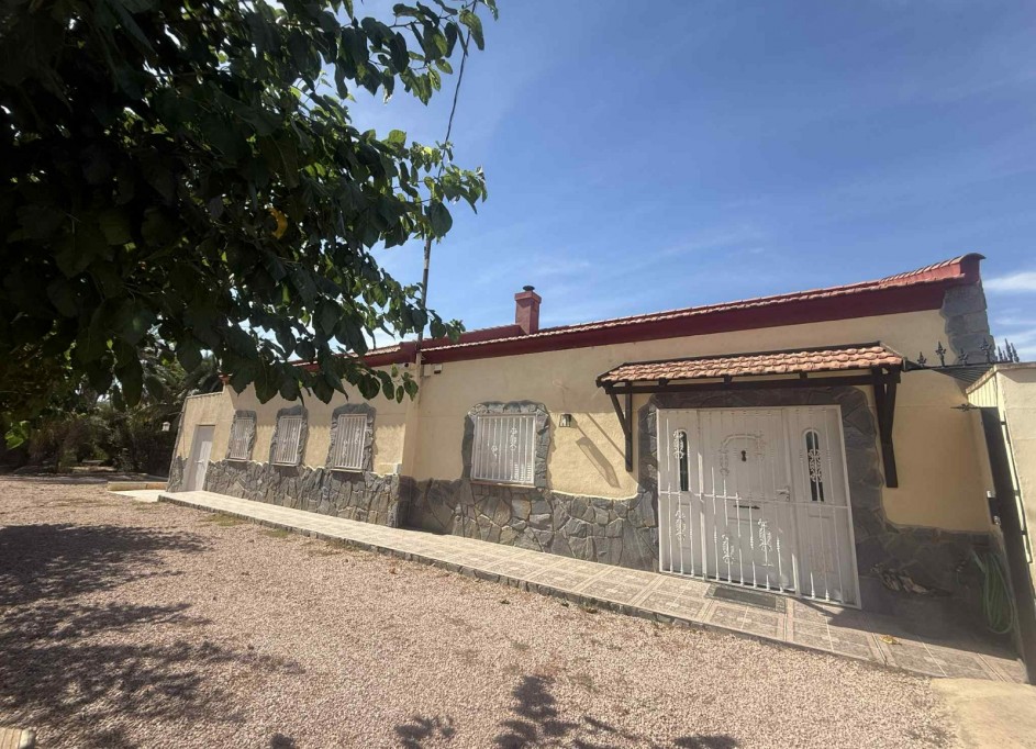 Resale - Finca Landgut -
Catral