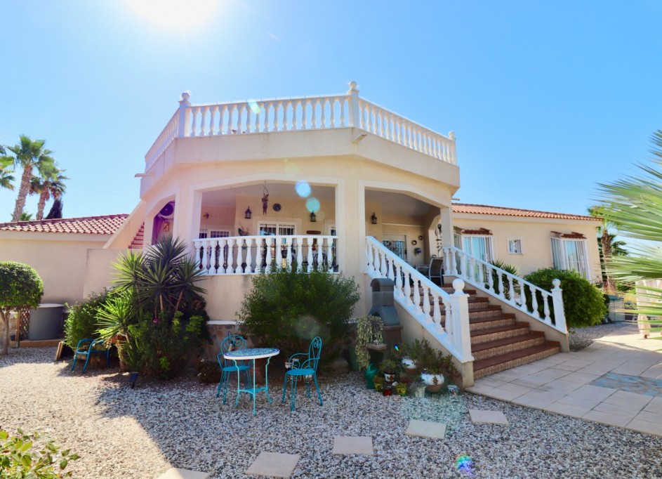 Resale - Finca Landgut -
Catral