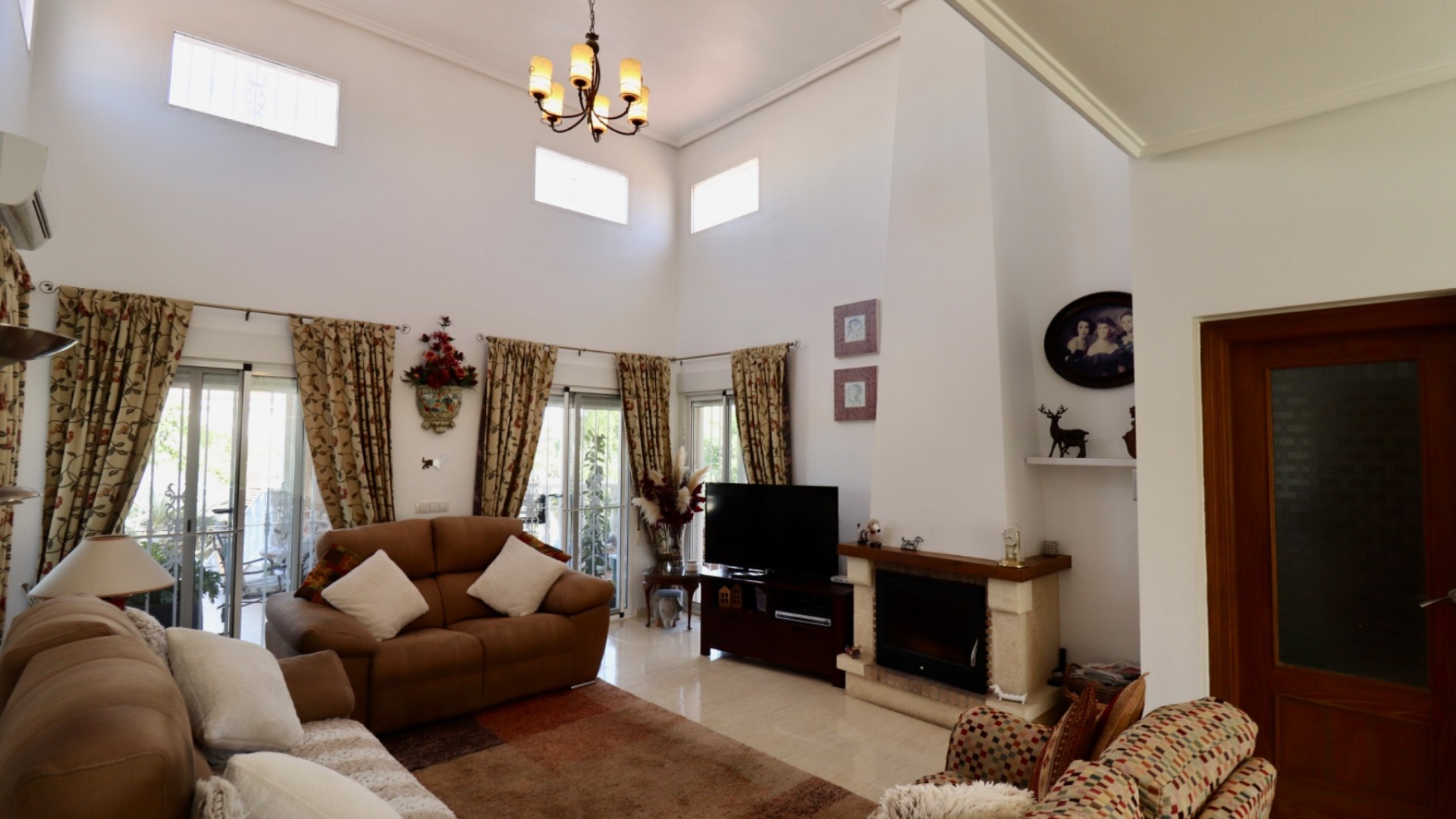 Resale - Finca Landgut -
Catral