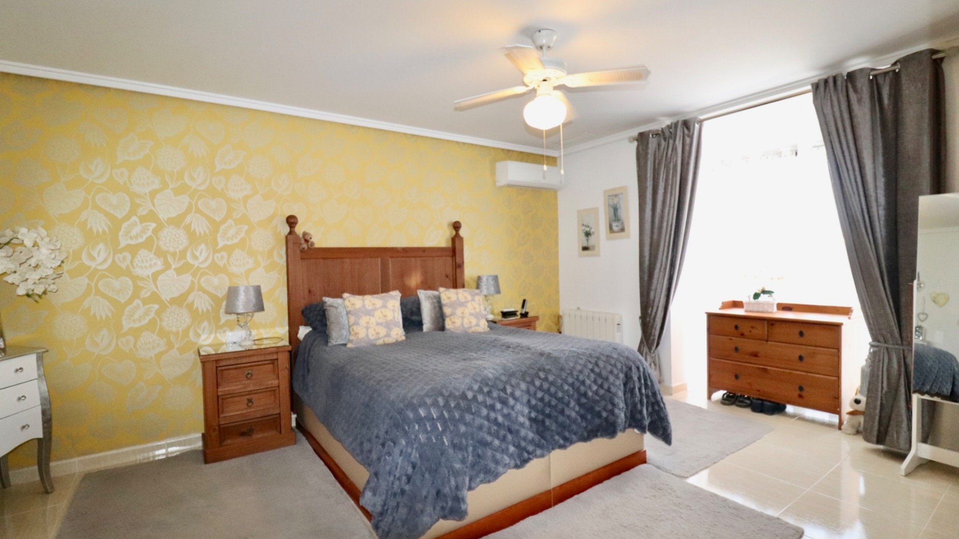 Resale - Finca Landgut -
Catral