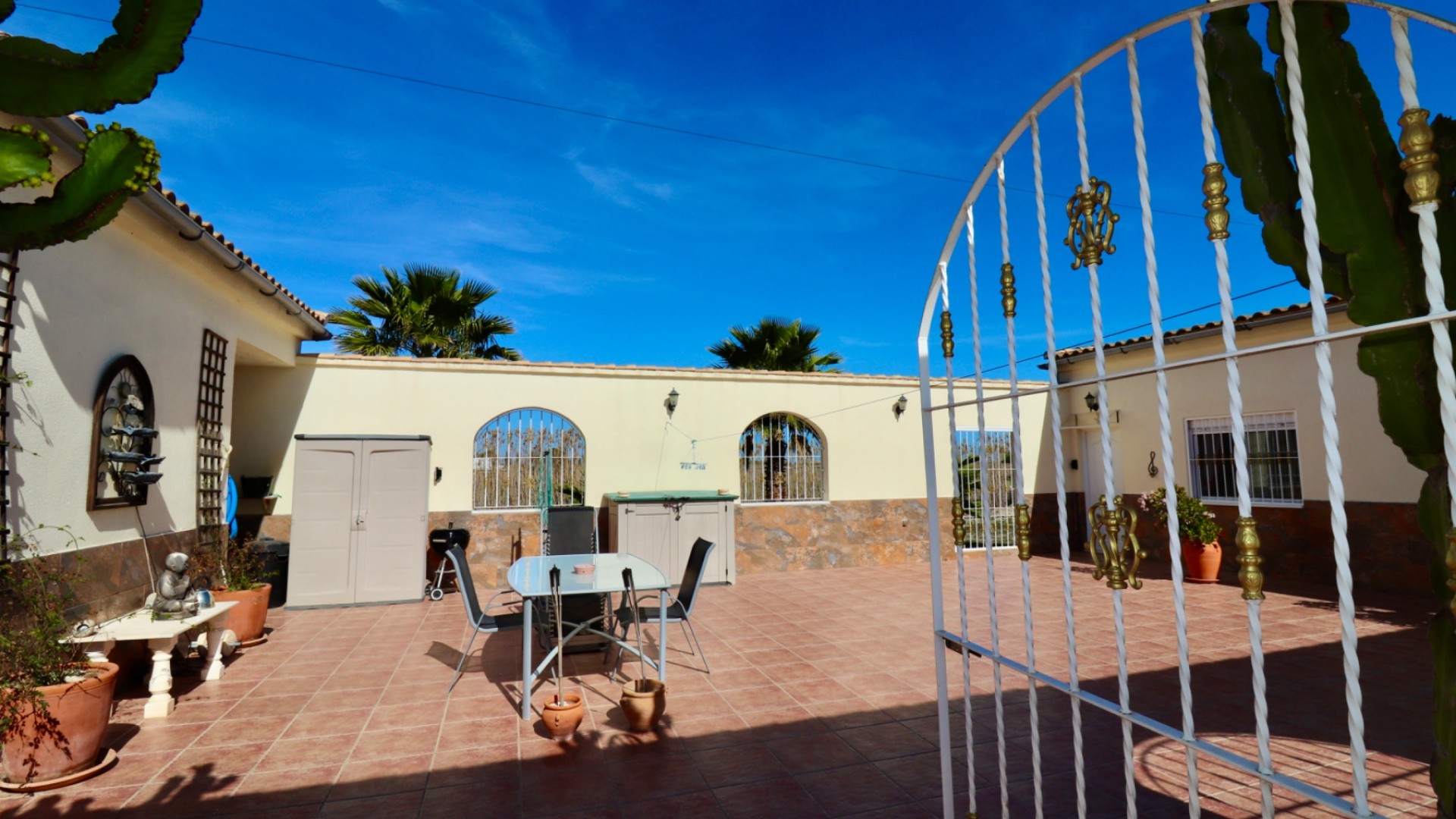 Resale - Finca Landgut -
Catral