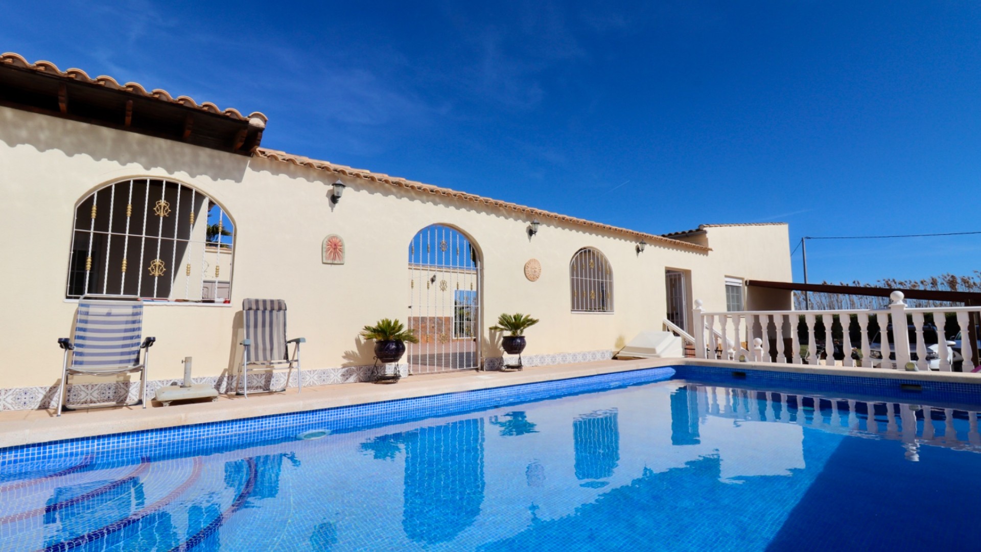 Resale - Finca Landgut -
Catral