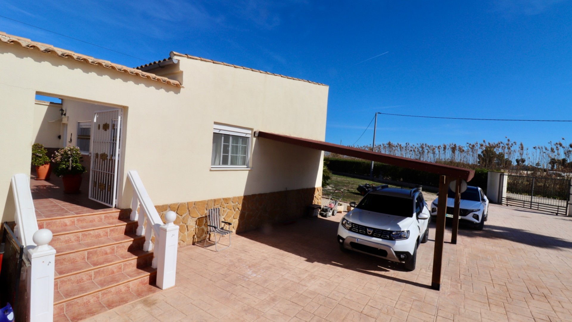 Resale - Finca Landgut -
Catral