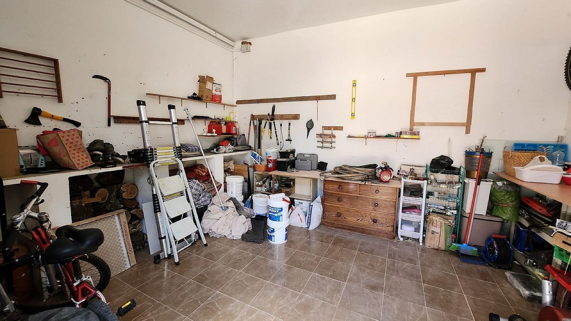 Resale - Finca Landgut -
Jalance