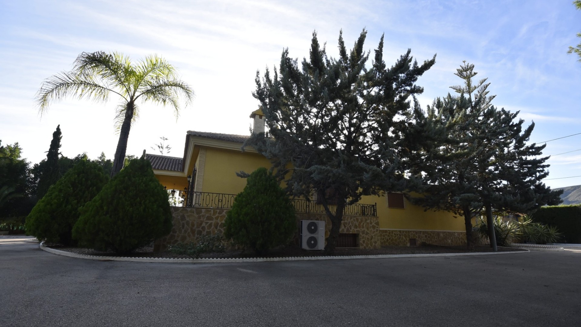 Resale - Finca Landgut -
La Matanza