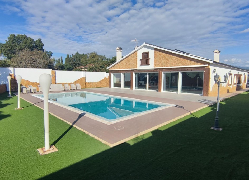 Resale - Finca Landgut -
Mutxamel - MUTXAMIEL