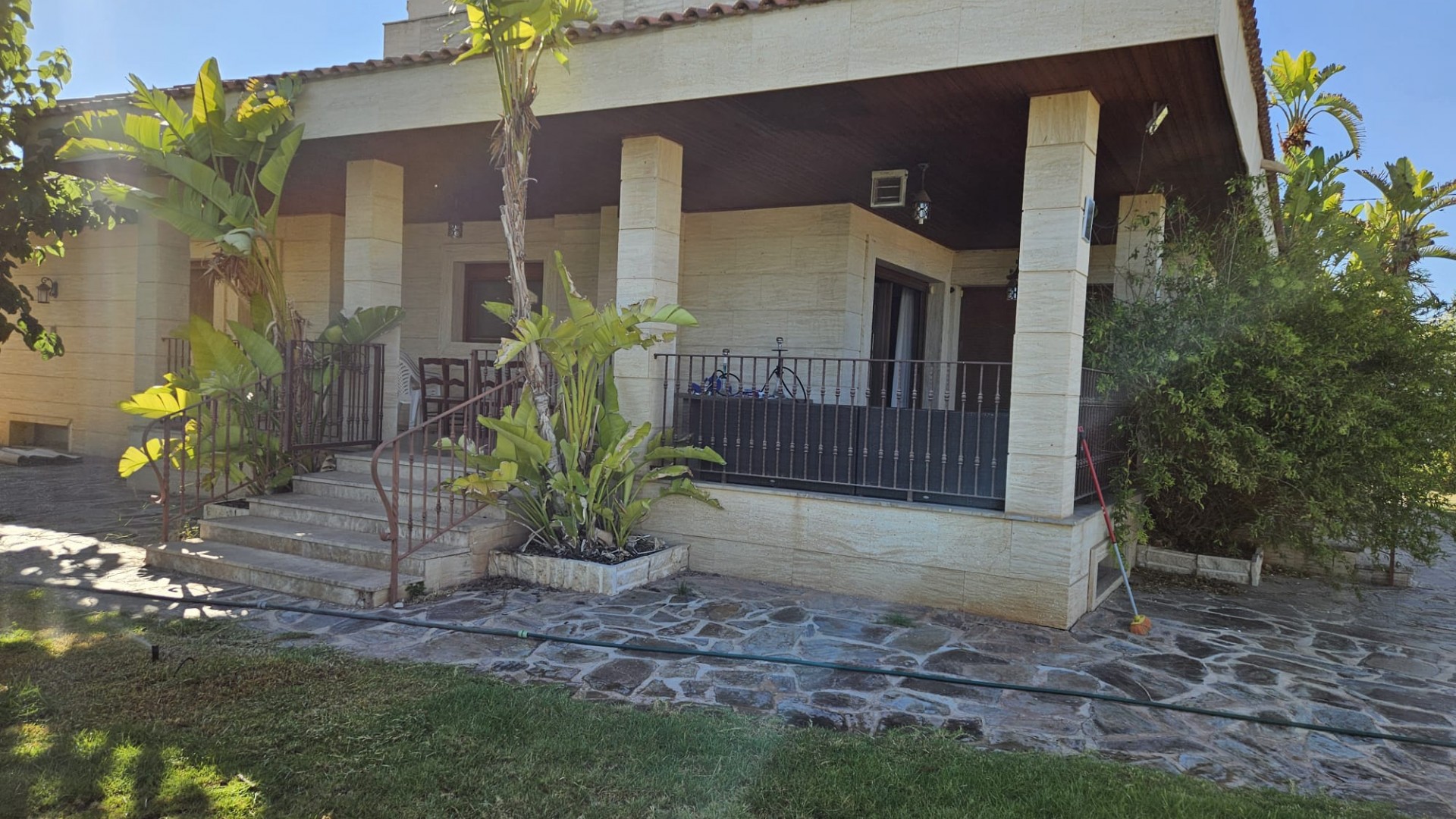 Resale - Finca Landgut -
Novelda