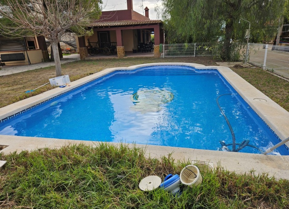 Resale - Finca Landgut -
Orihuela