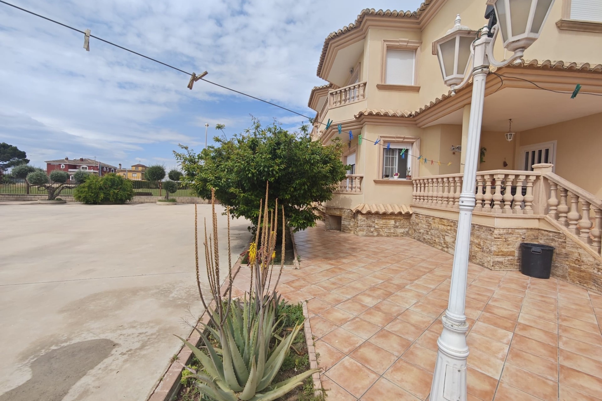 Resale - Finca Landgut -
Orihuela