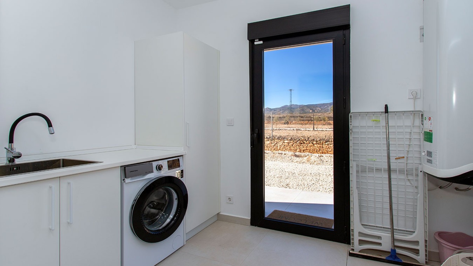 Resale - Finca Landgut -
Pinoso - Campo