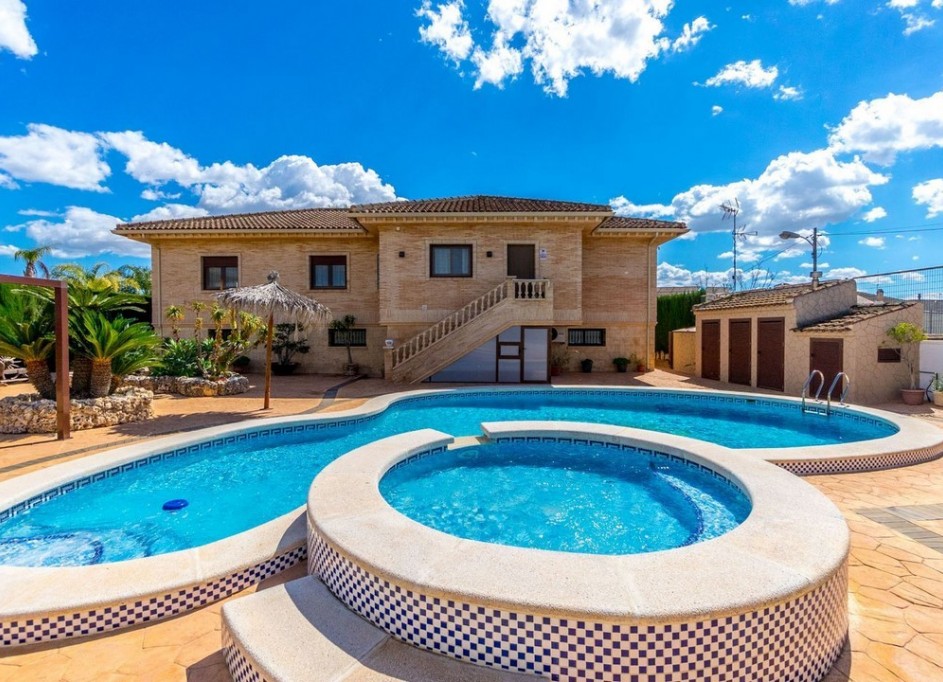 Resale - Finca Landgut -
Rafal