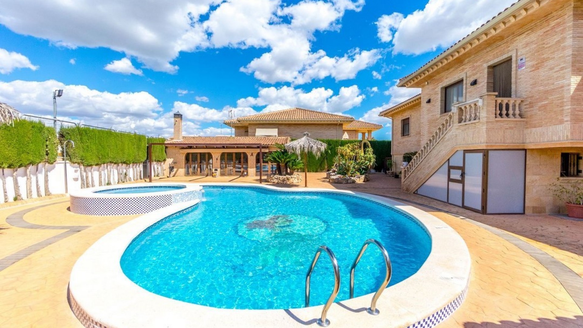 Resale - Finca Landgut -
Rafal