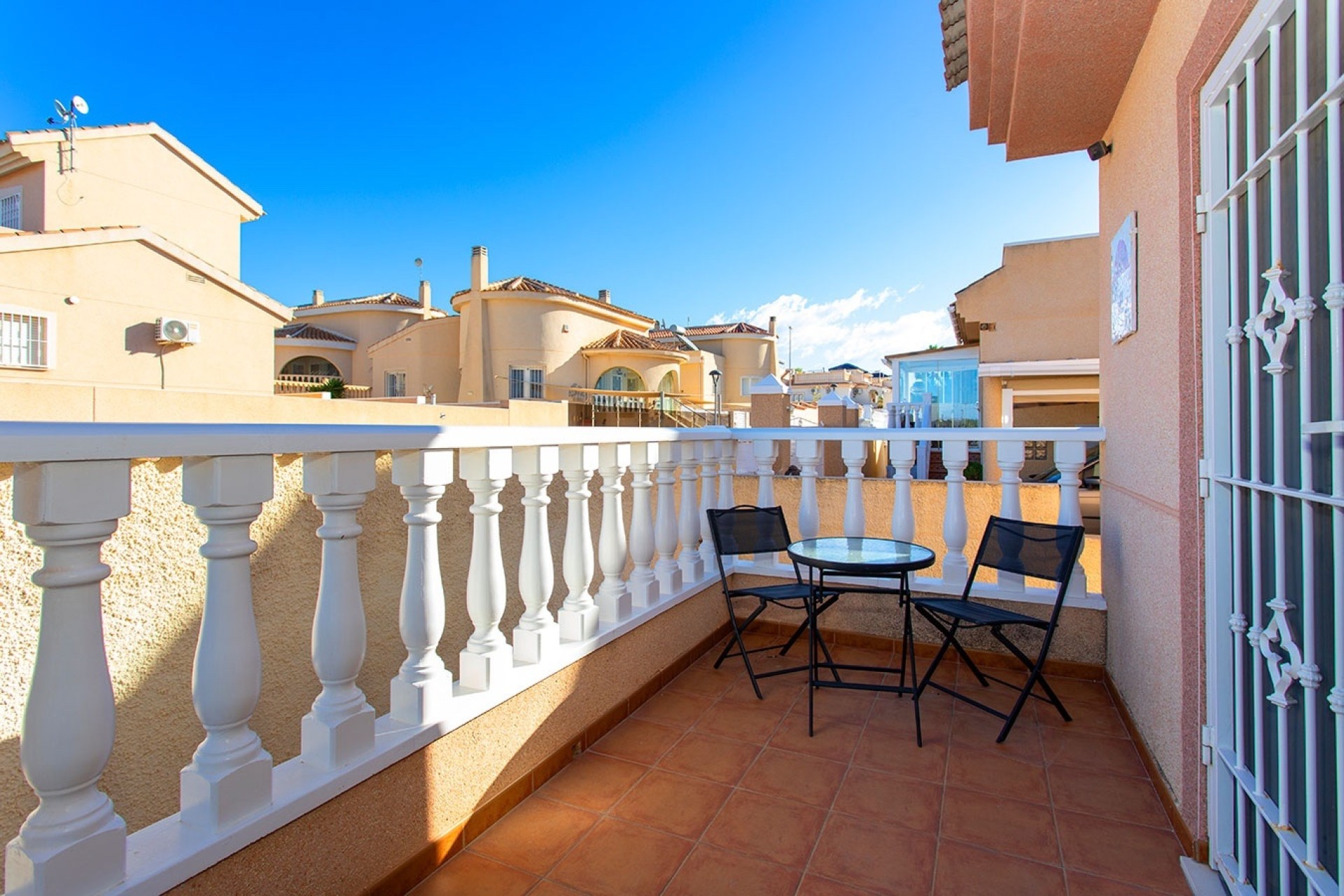 Resale - Finca Landgut -
Rojales - Pueblo