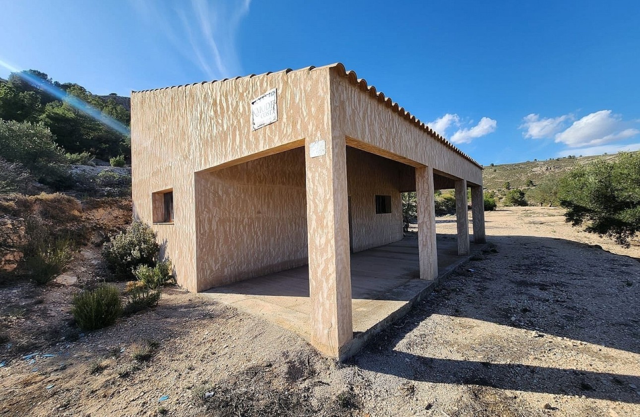 Resale - Finca Landgut -
Villena