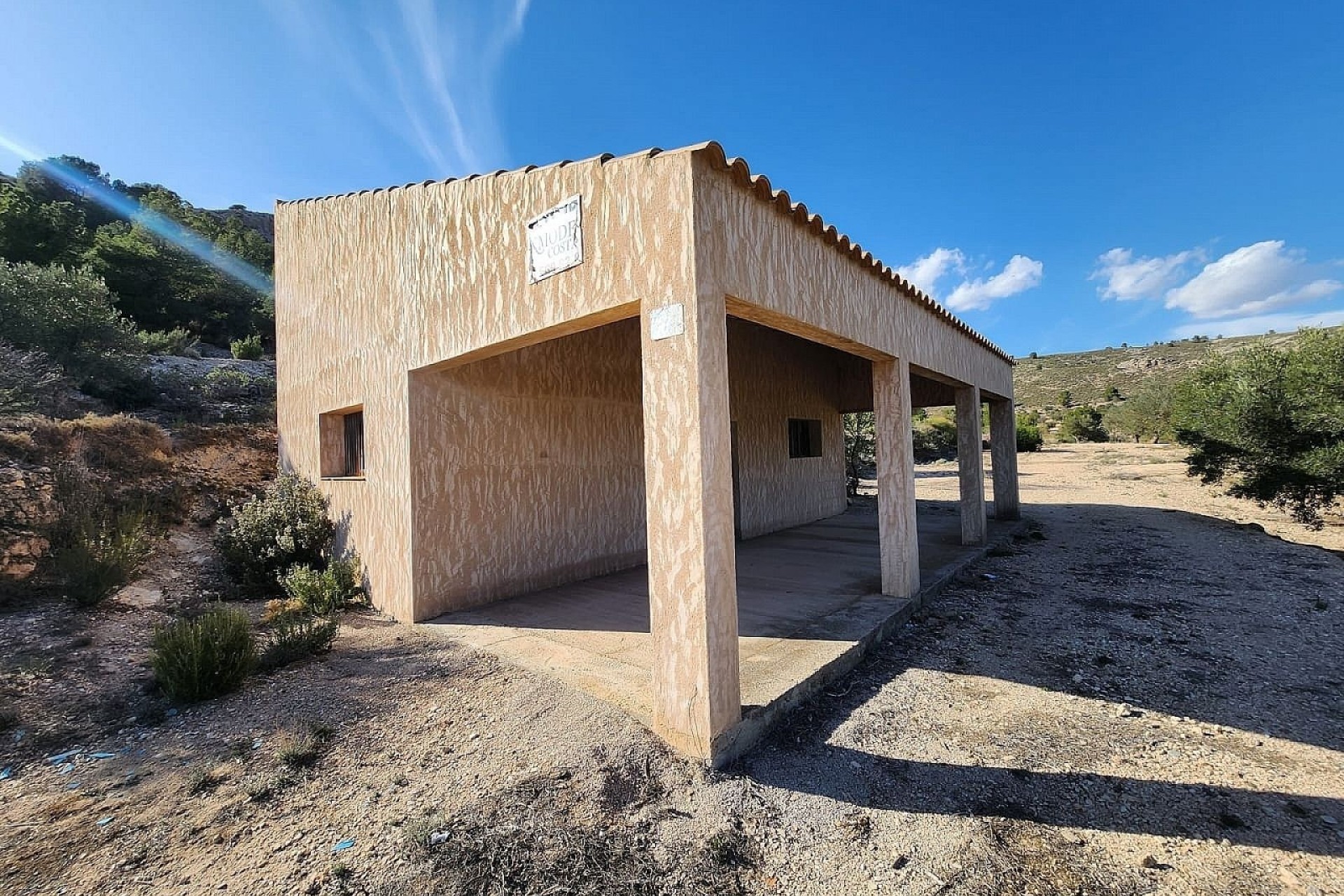 Resale - Finca Landgut -
Villena