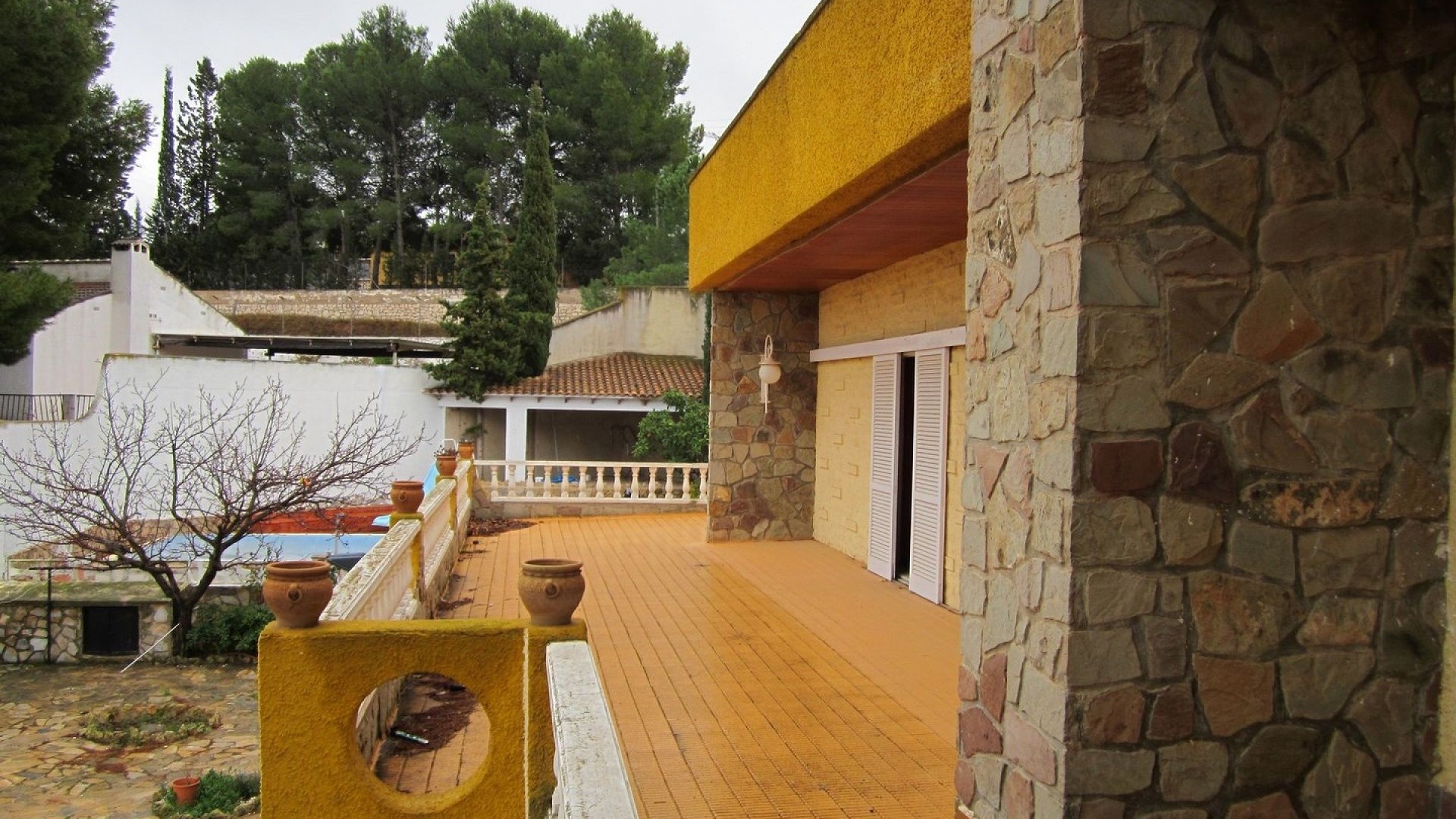 Resale - Finca Landgut -
Yecla