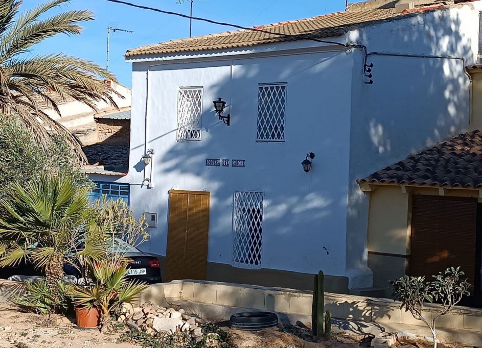 Resale - Finca Landgut -
Yecla