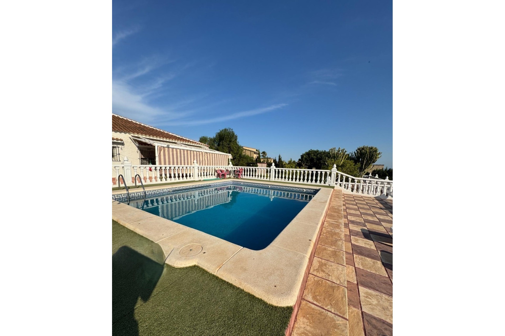 Resale - Freistehende Villa -
Albatera - Partida Lomas