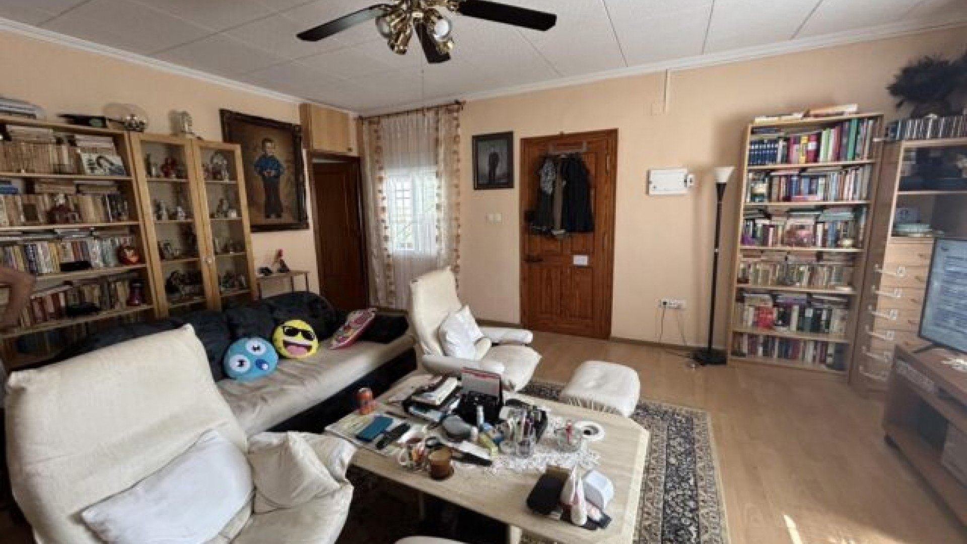 Resale - Freistehende Villa -
Albatera