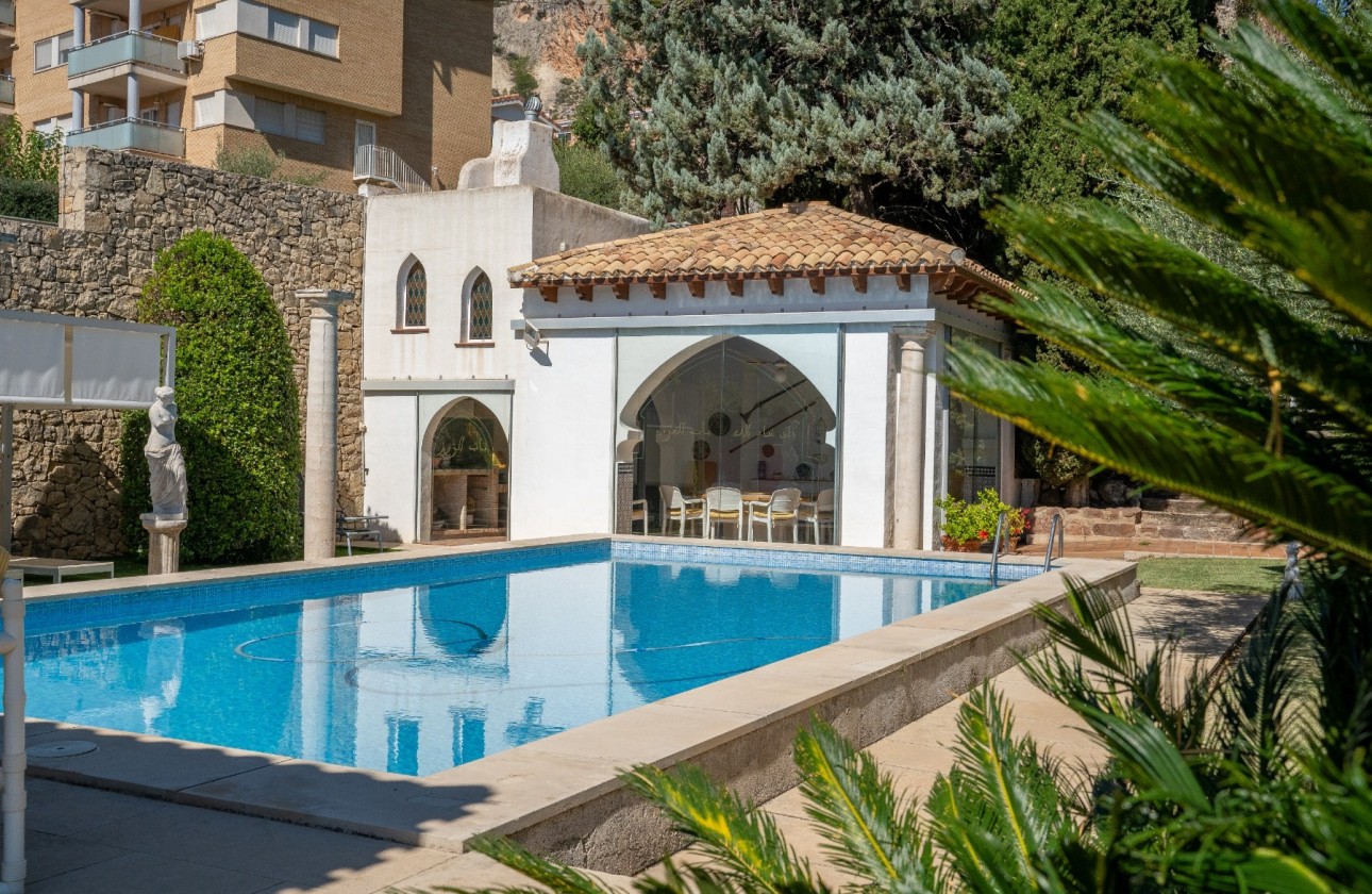 Resale - Freistehende Villa -
Alcoy - Inland