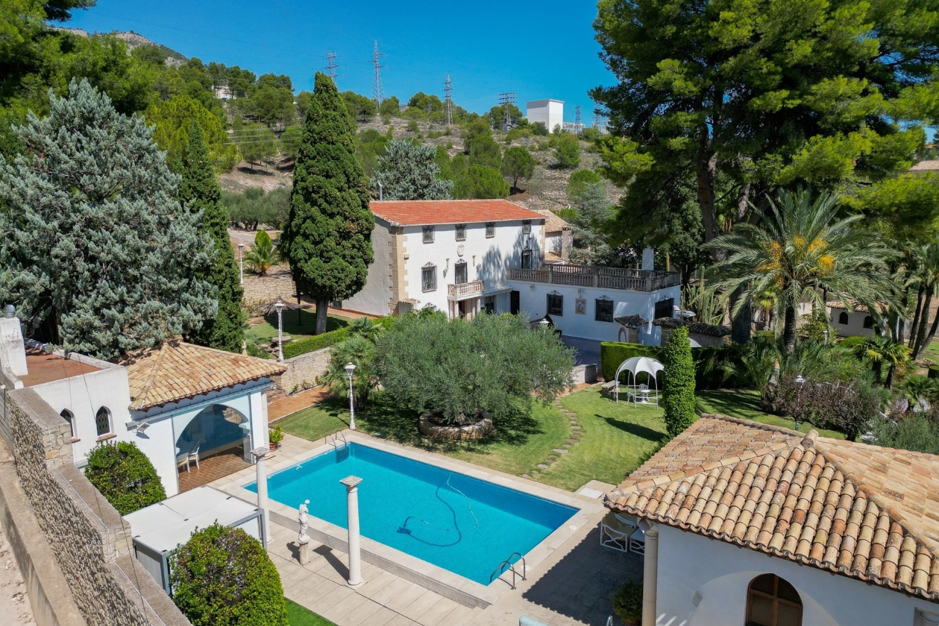 Resale - Freistehende Villa -
Alcoy - Inland