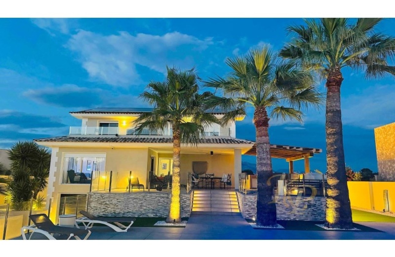 Resale - Freistehende Villa -
Alfaz del Pi - Costa Blanca
