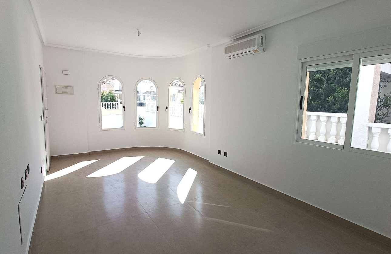 Resale - Freistehende Villa -
Algorfa - Lo Crispin