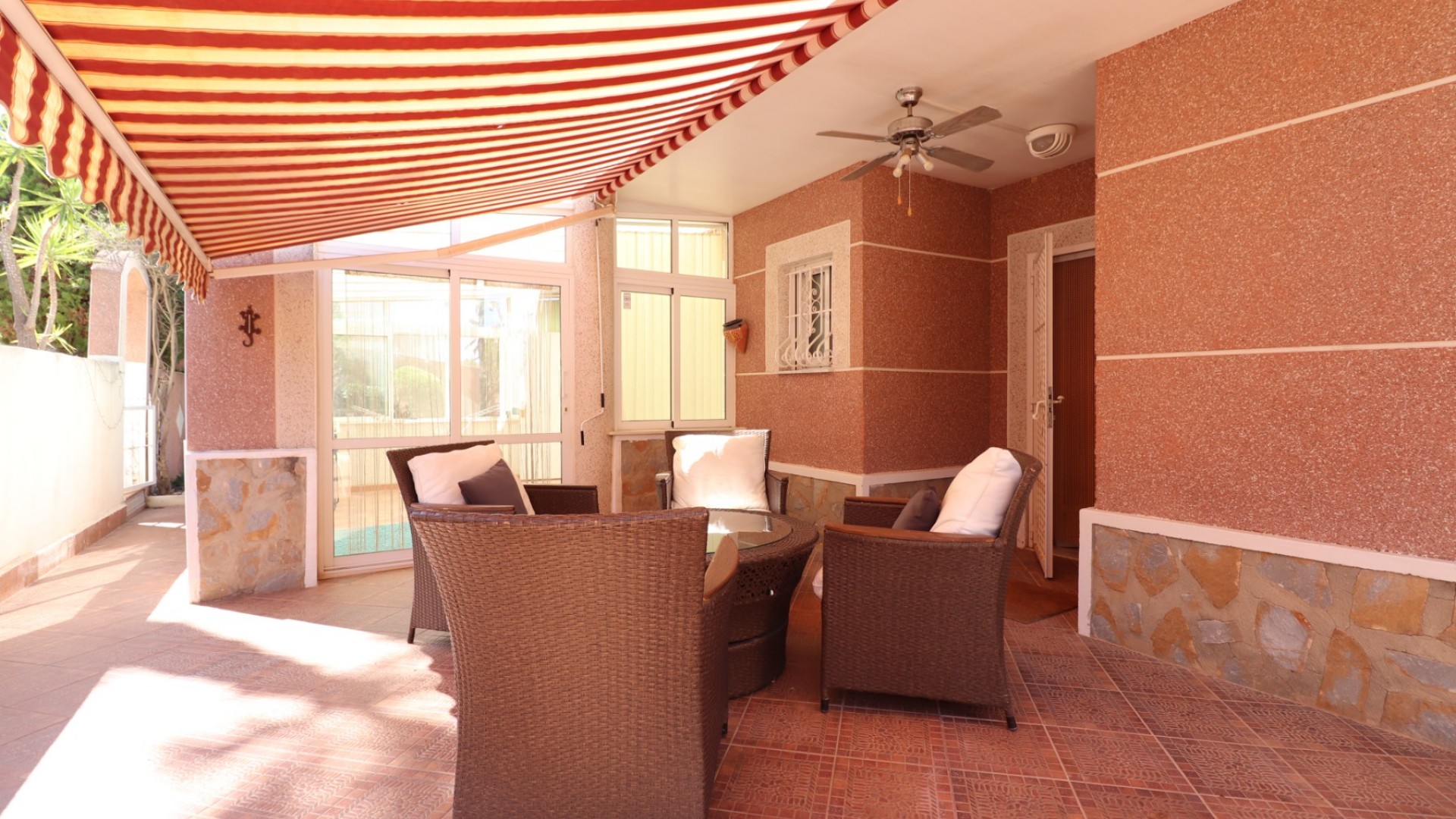 Resale - Freistehende Villa -
Algorfa - Lomas de La Juliana