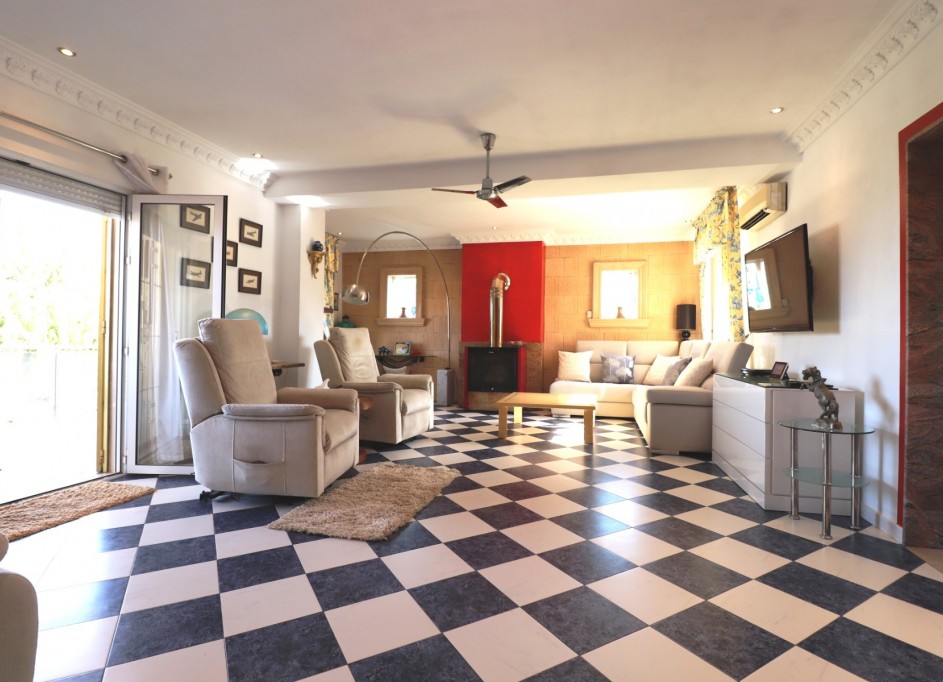 Resale - Freistehende Villa -
Algorfa - Lomas de La Juliana