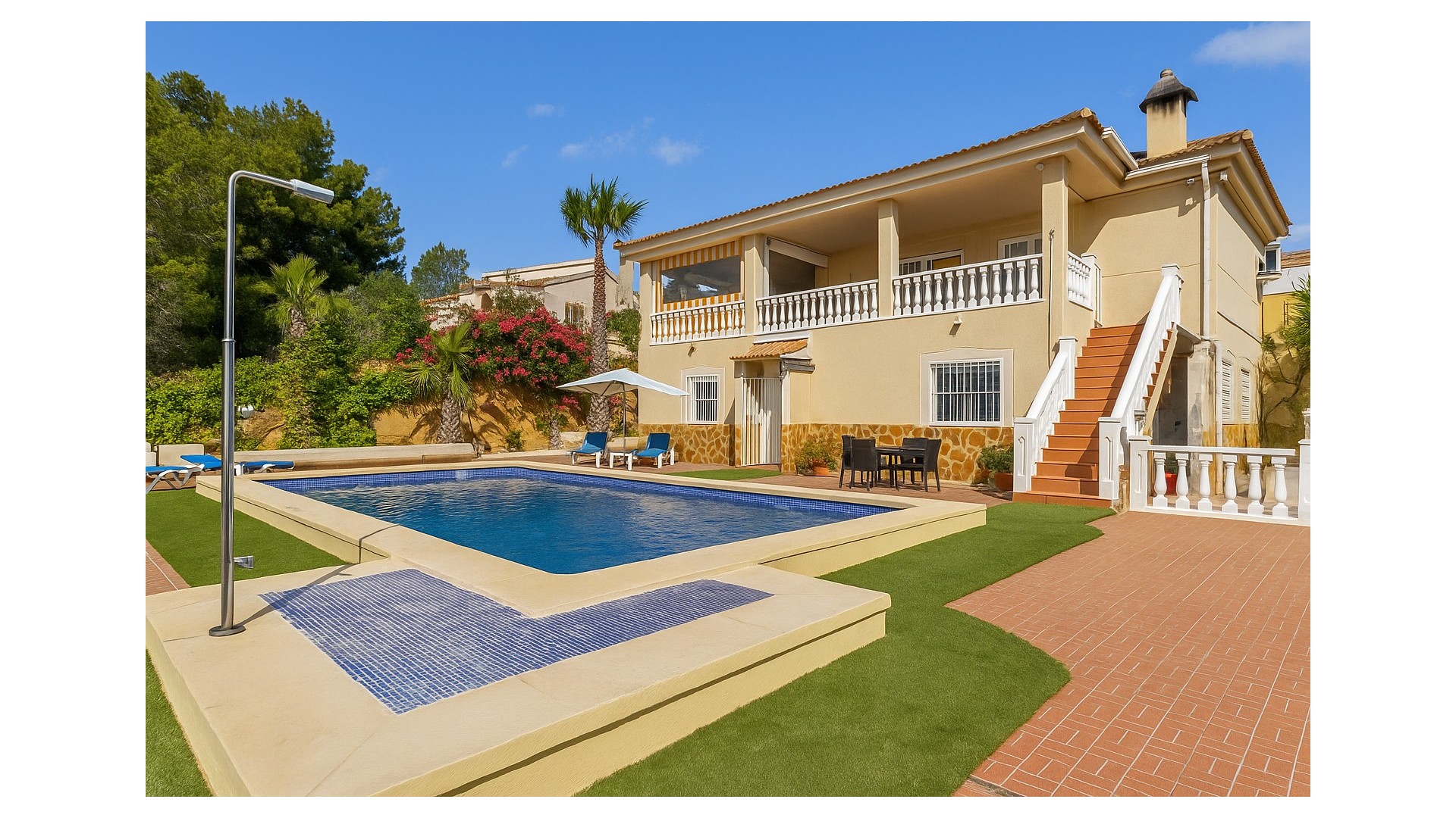 Resale - Freistehende Villa -
Algorfa - Montemar