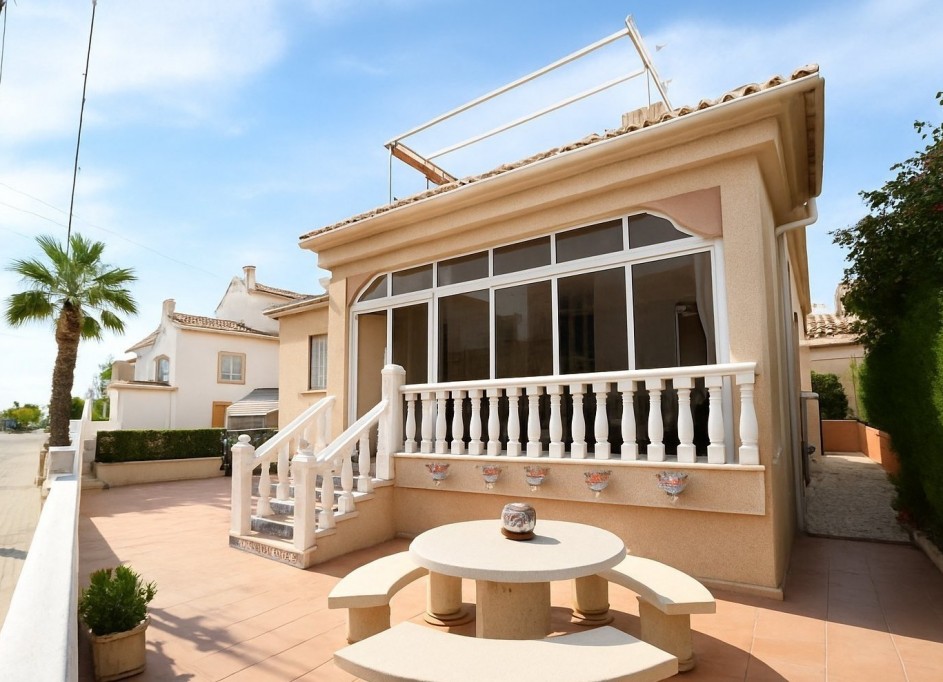 Resale - Freistehende Villa -
Algorfa - Montemar
