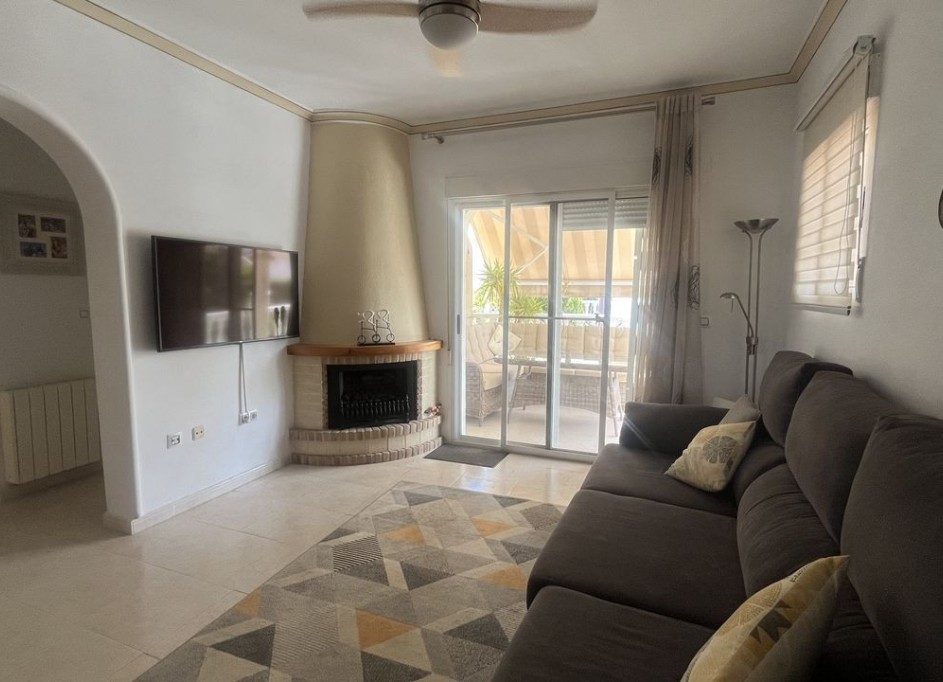 Resale - Freistehende Villa -
Algorfa - Montemar