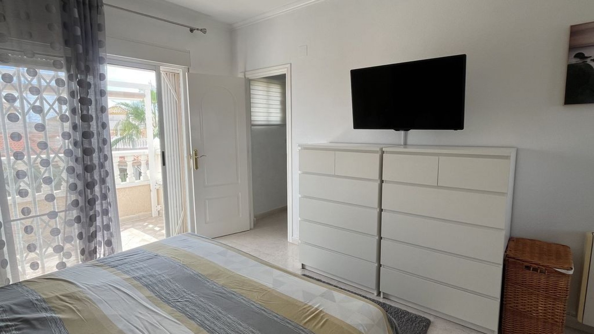 Resale - Freistehende Villa -
Algorfa - Montemar