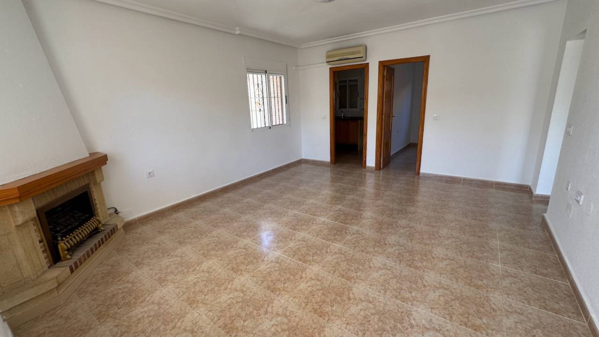Resale - Freistehende Villa -
Algorfa - Montemar