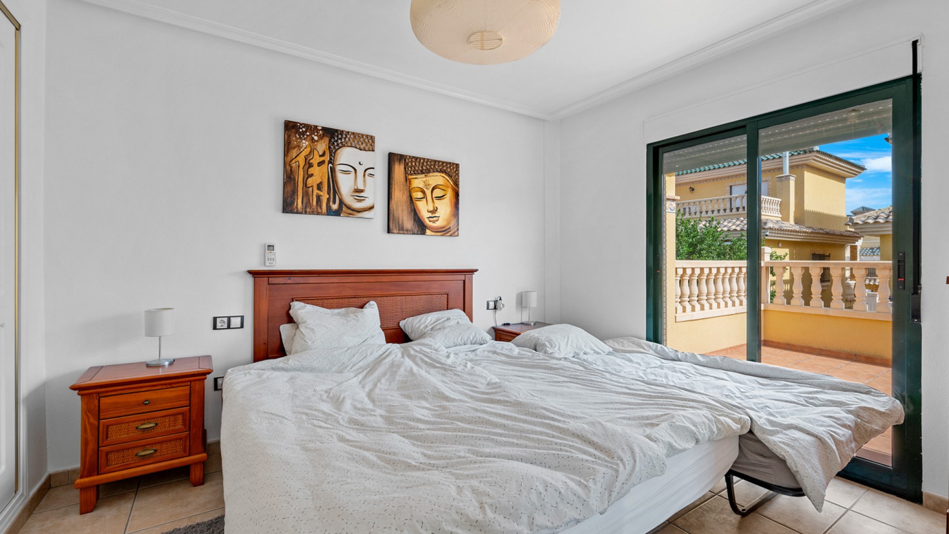 Resale - Freistehende Villa -
Algorfa