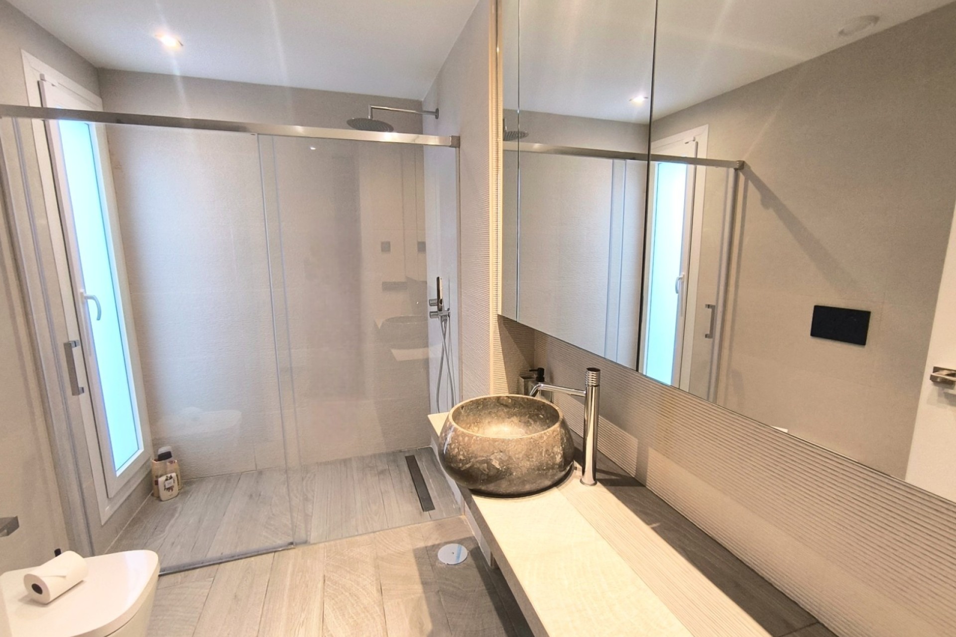 Resale - Freistehende Villa -
Algorfa