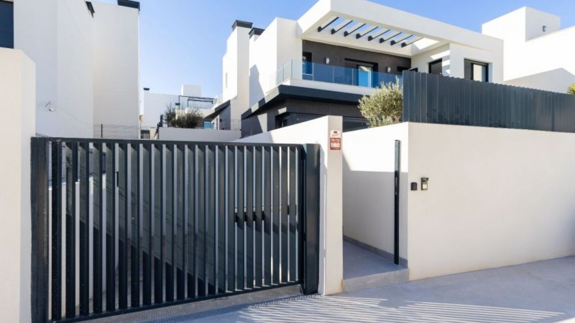 Resale - Freistehende Villa -
Algorfa