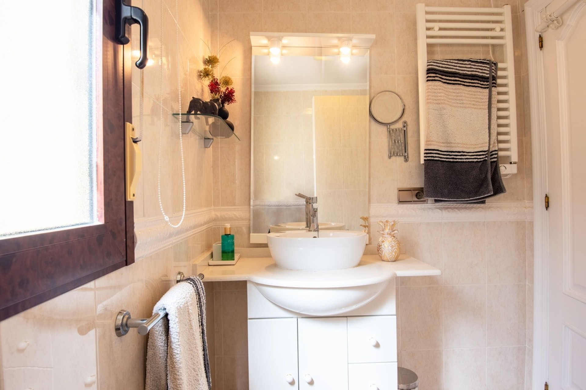 Resale - Freistehende Villa -
Algorfa