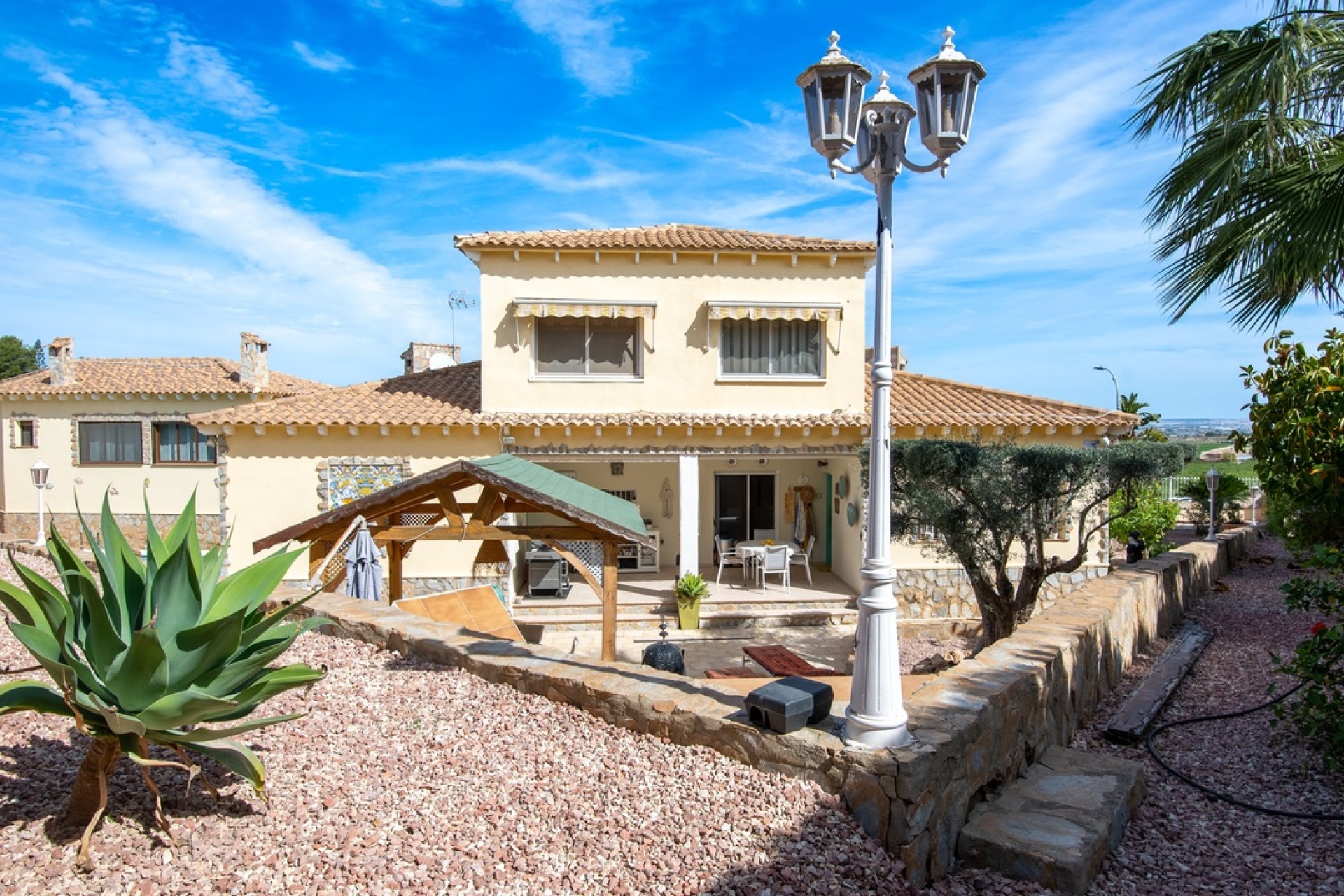 Resale - Freistehende Villa -
Algorfa
