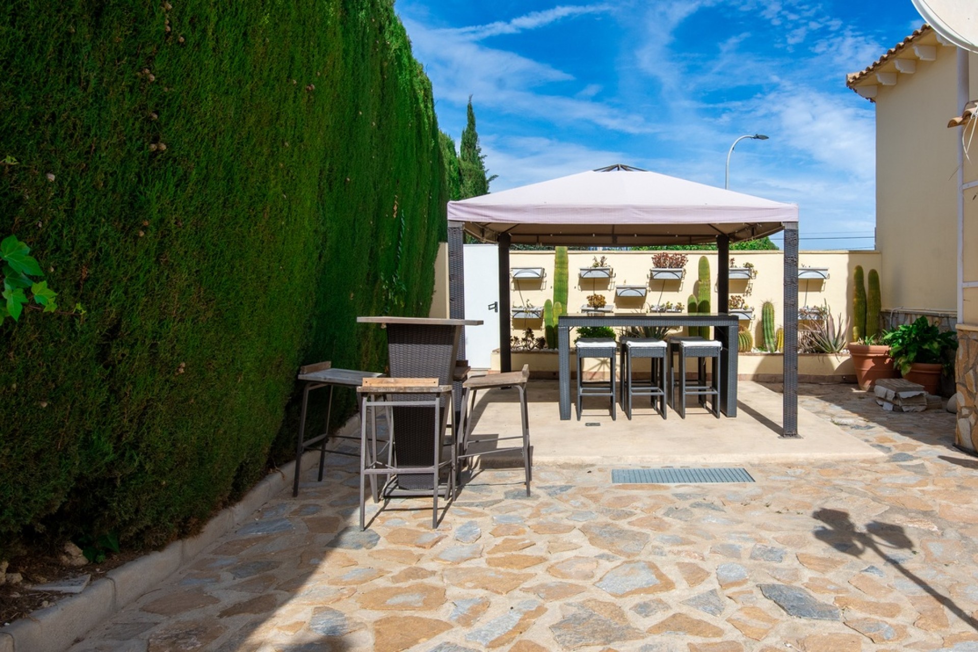 Resale - Freistehende Villa -
Algorfa